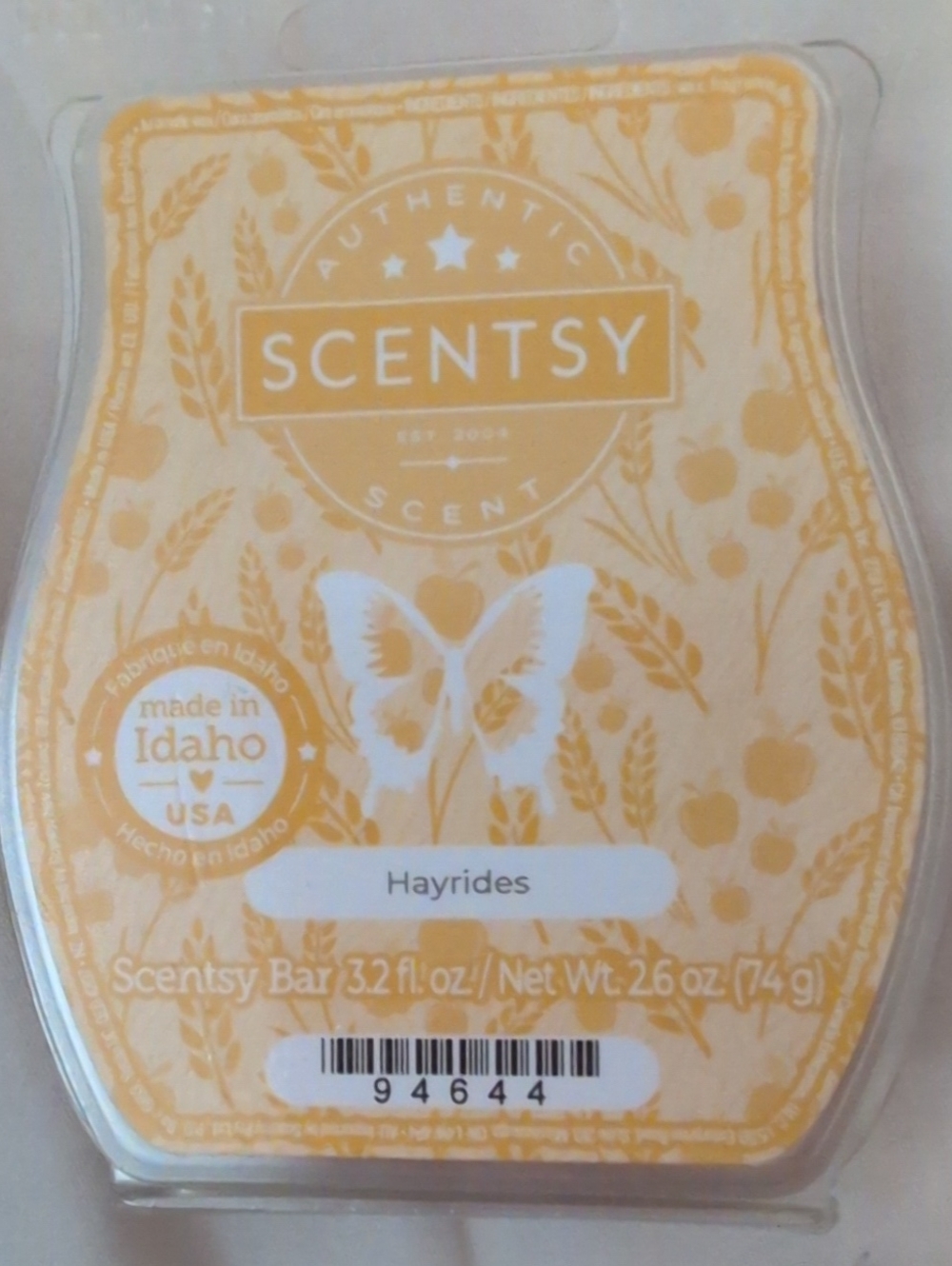 Hayrides Wax Bar - Cream/Gold Scented Wax Melts